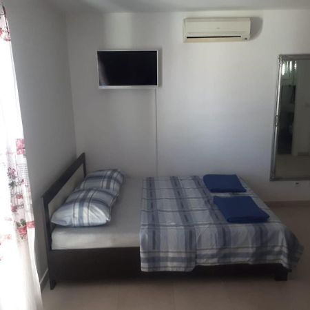 Studio Apartman Labrador Vodice Zewnętrze zdjęcie