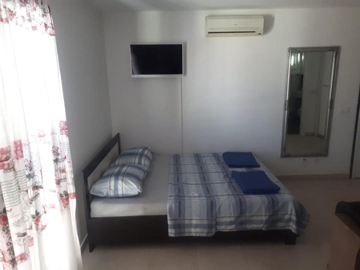 Studio Apartman Labrador Vodice Zewnętrze zdjęcie